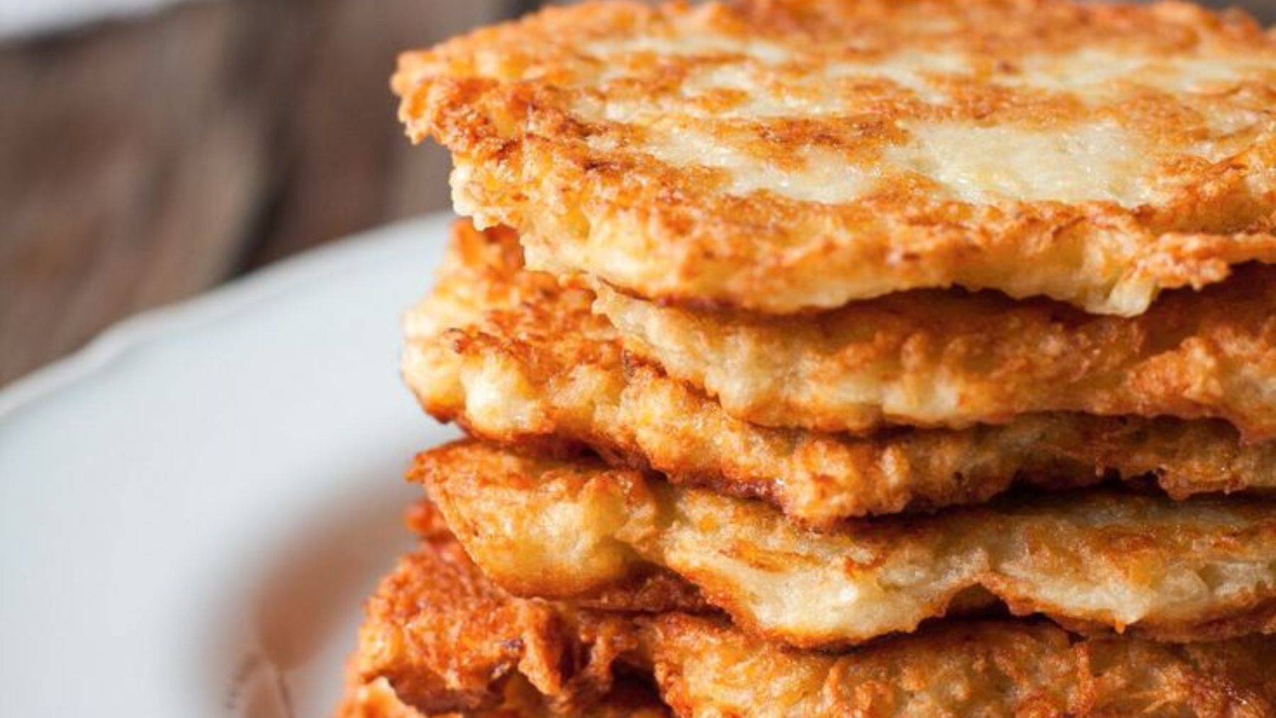 Burger z plackiem ziemniaczanym