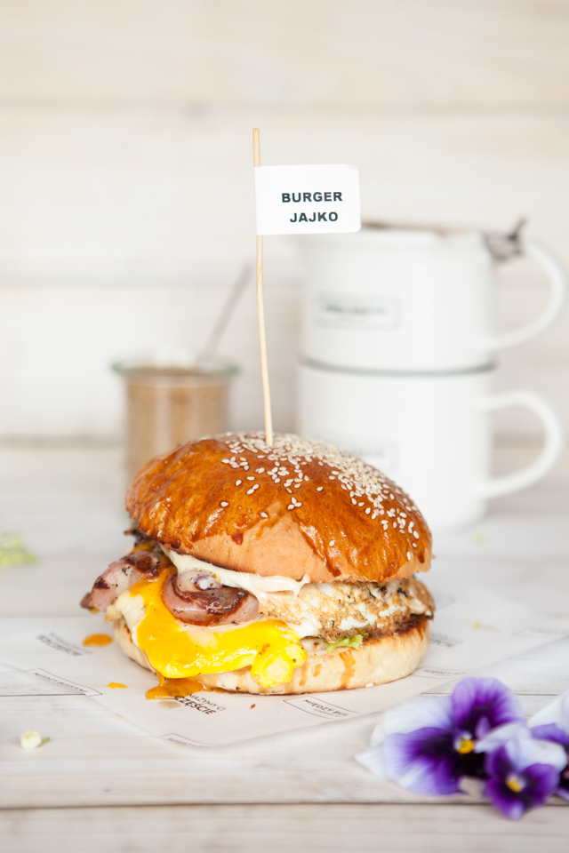 burger jajko